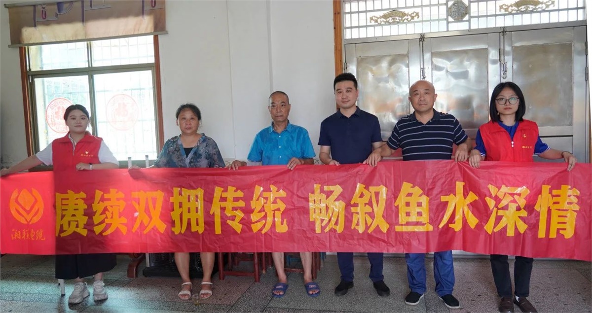 建軍節(jié) | 湘聯(lián)電纜開展走訪慰問退役軍人活動！